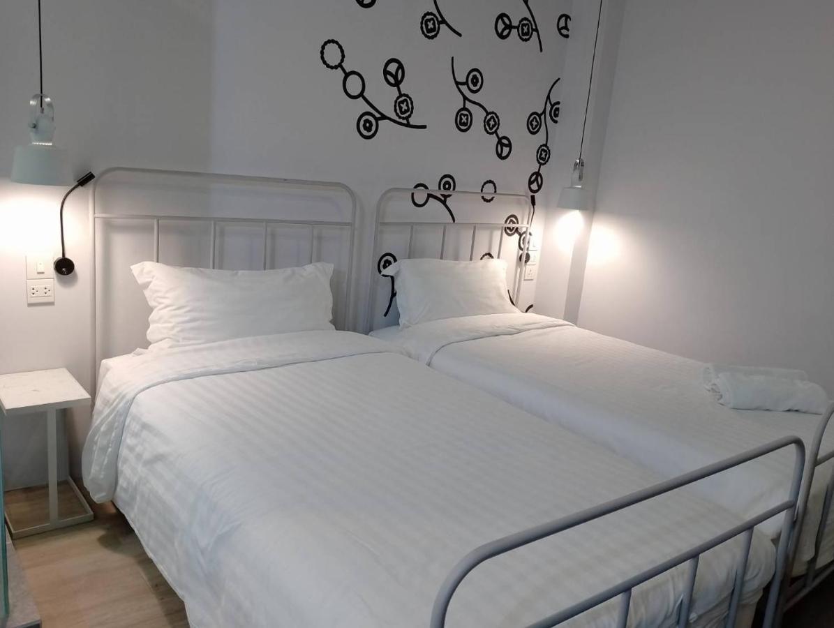 Bedspread Hostel (Adults Only) Bangkok Ngoại thất bức ảnh