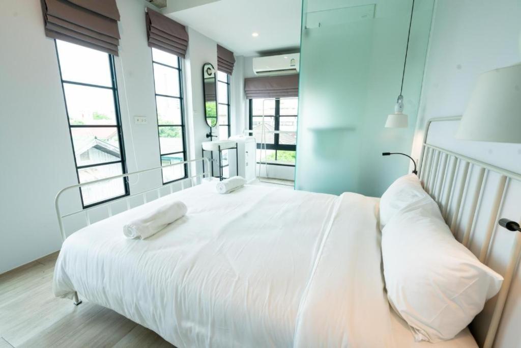 Bedspread Hostel (Adults Only) Bangkok Ngoại thất bức ảnh